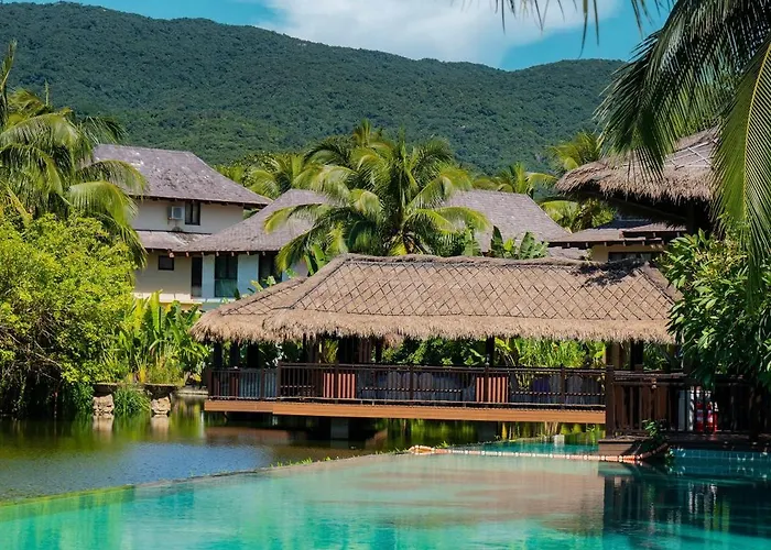 Sanya Yalong Bay Villas & Spa